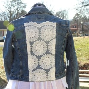 Rescued & Renewed TINT Jeans Traditional Denim Jacket with Daisies & Pearls